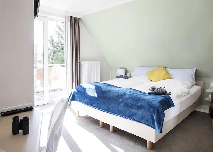 Jess Am Hotell Büsum